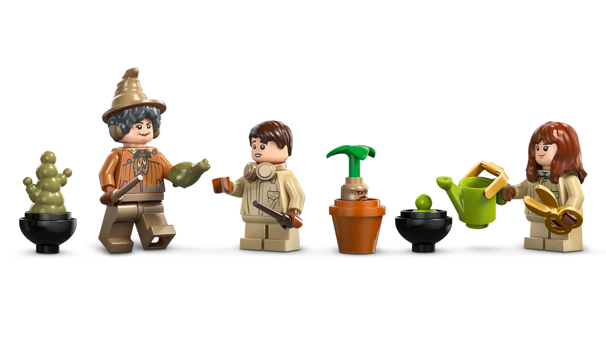 LEGO® 76445 Hogwarts Castle: Herbology Class - Harry Potter™