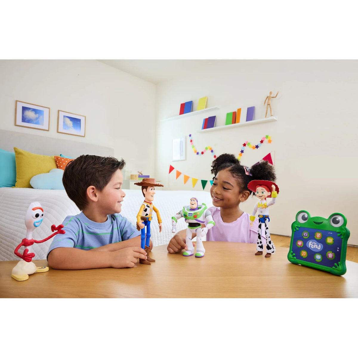 Disney Pixar - - Toy Story 5 Interactables Buzz Lightyear 7-Inch Figure - Mattel