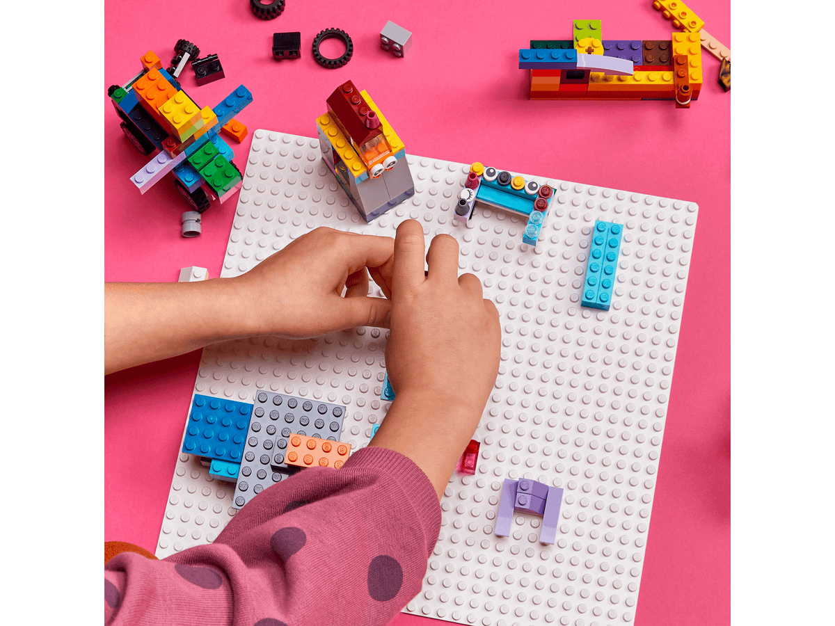LEGO® 11026 White Baseplate - Classic 4+
