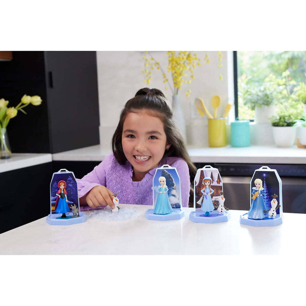 Disney Frozen - Snow Reveal Doll Assorted Styles