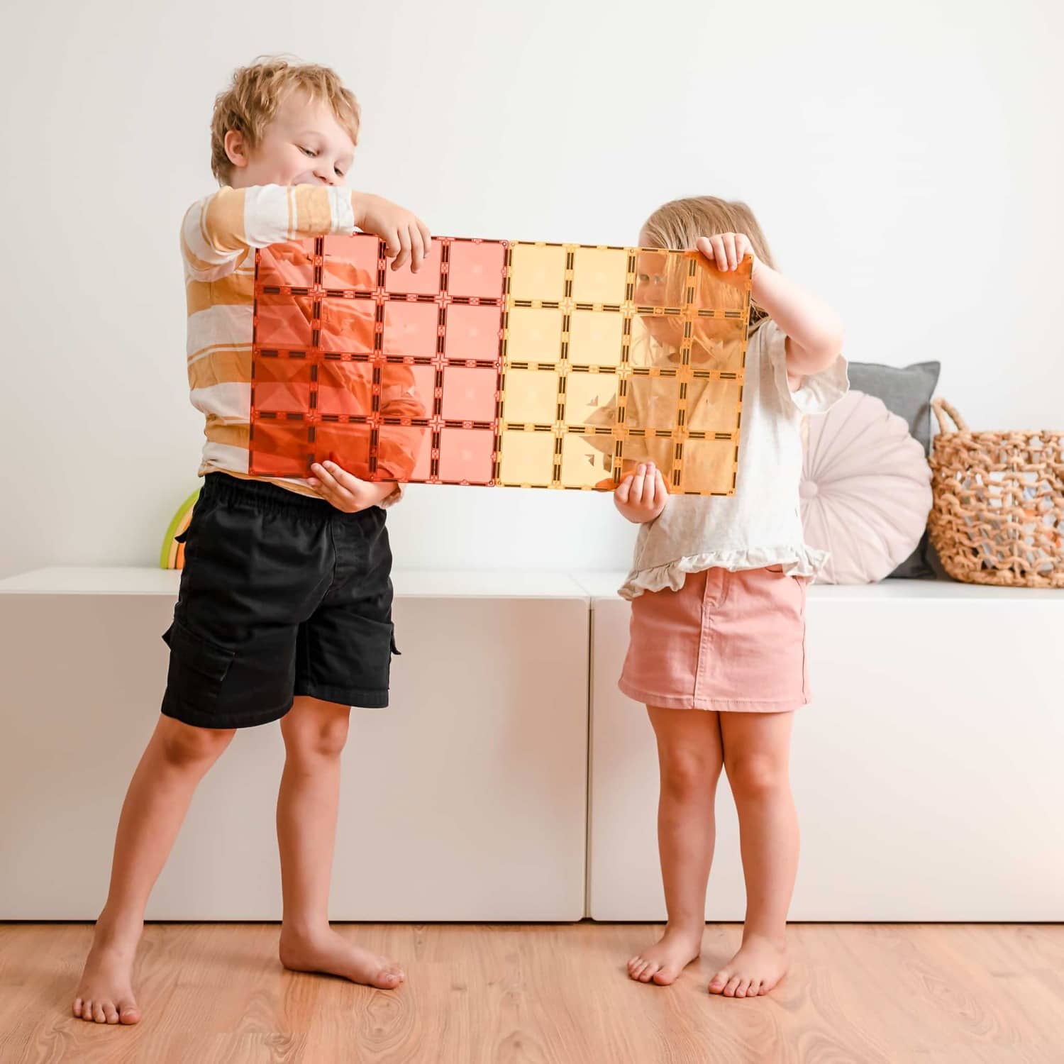 Connetix - Magnetic Tiles Pastel Base Plate Pack Lemon & Peach 2pc