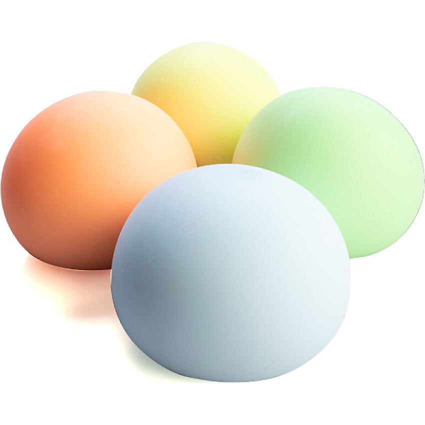 Smoosho's - Jumbo Glow in the Dark Ball (1x Assorted Colour Chosen at Random)