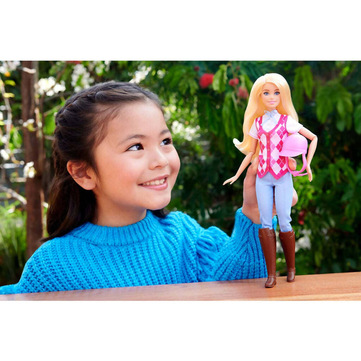 Barbie - Mysteries - The Great Horse Chase Malibu Doll - Mattel
