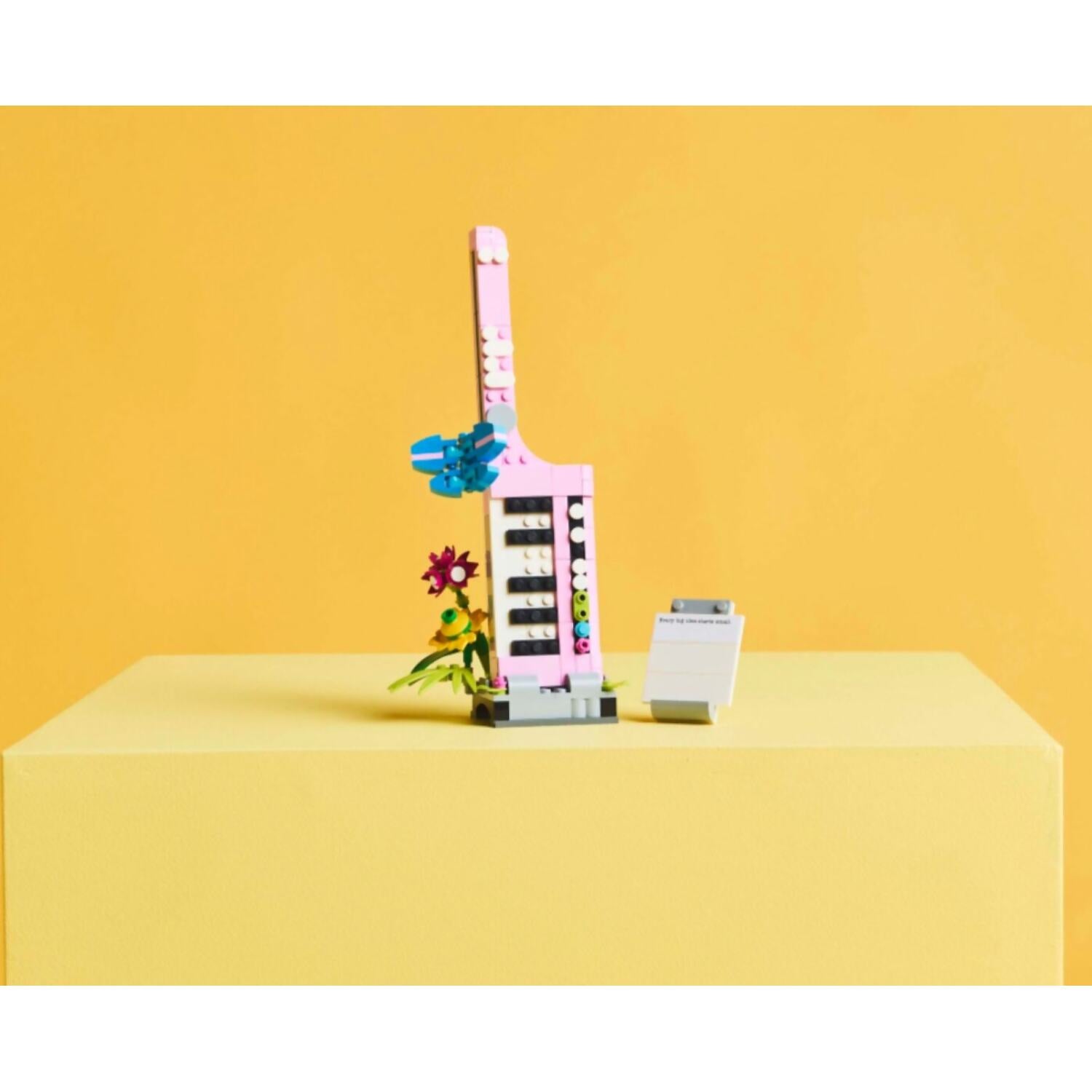 LEGO® 31169 Typewriter With Flowers - LEGO® Creator 3-in-1