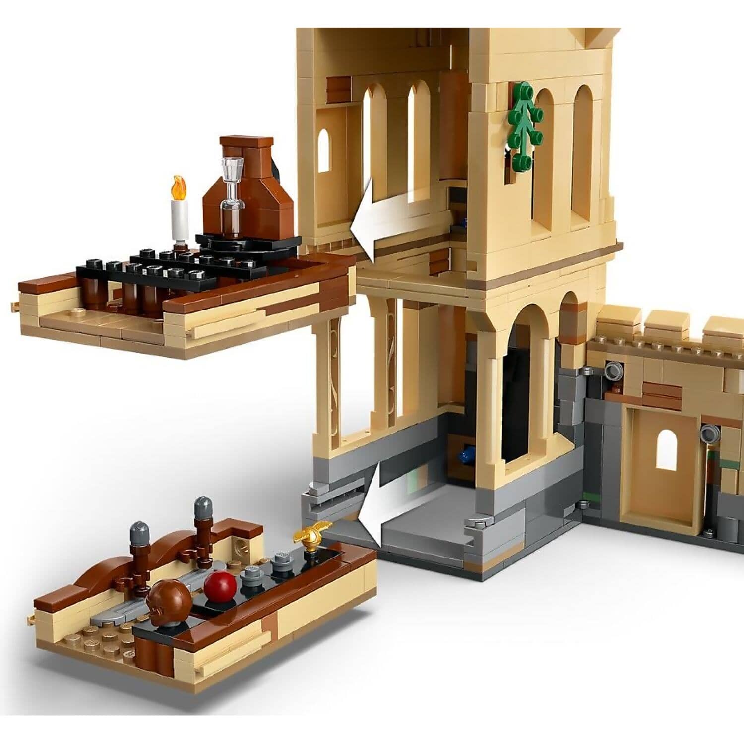 LEGO® 76447Hogwarts Castle: Flying Lessons - Harry Potter™