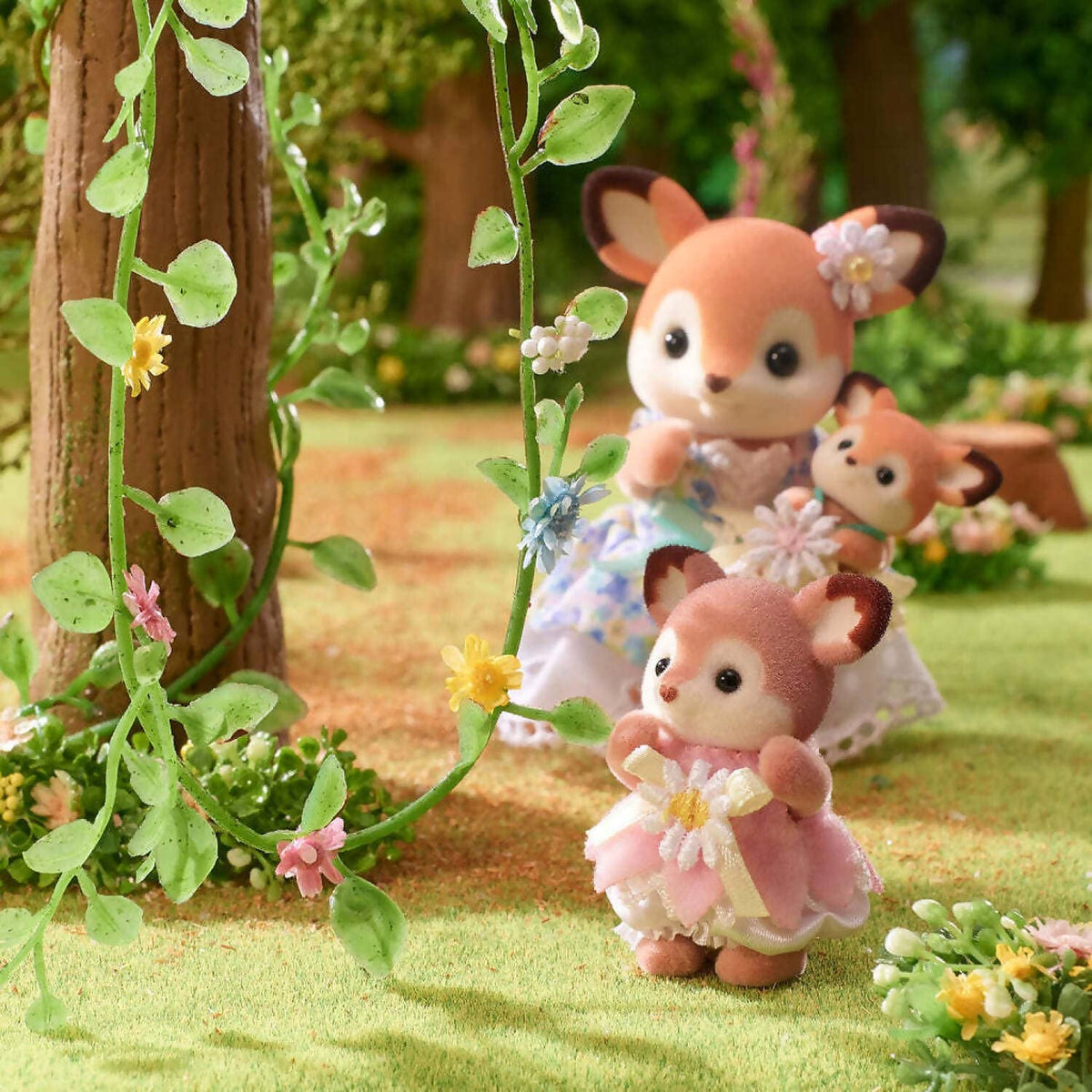 Sylvanian Families - Deer Babies Floral Swing Playset Animal Doll Playset