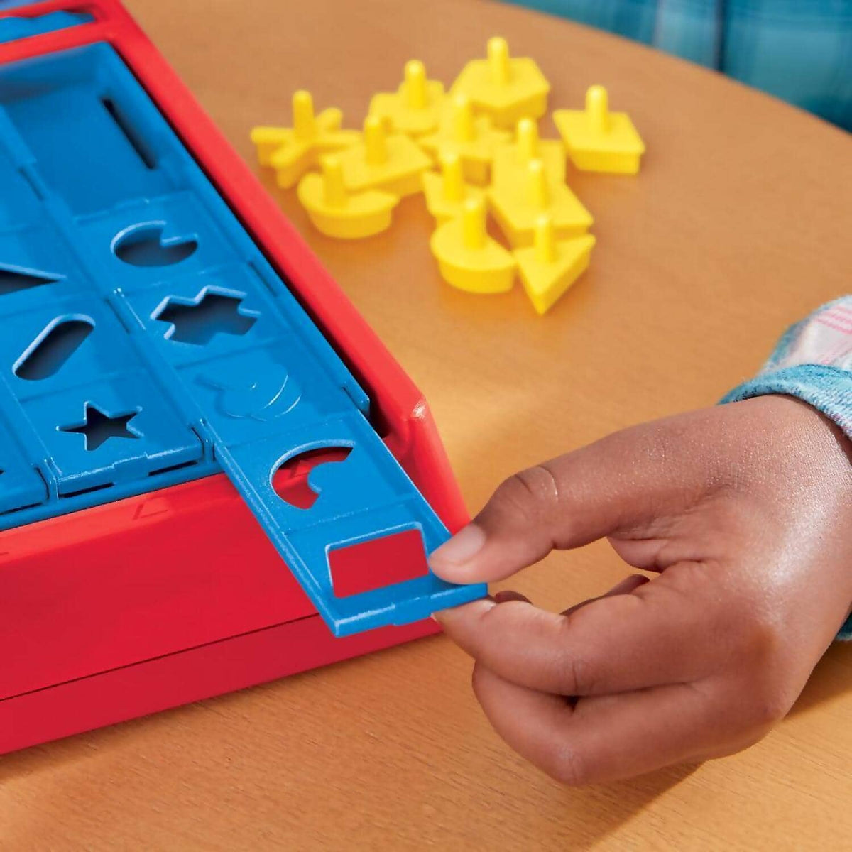 Hasbro Gaming - Perfection Board Game - Hasbro
