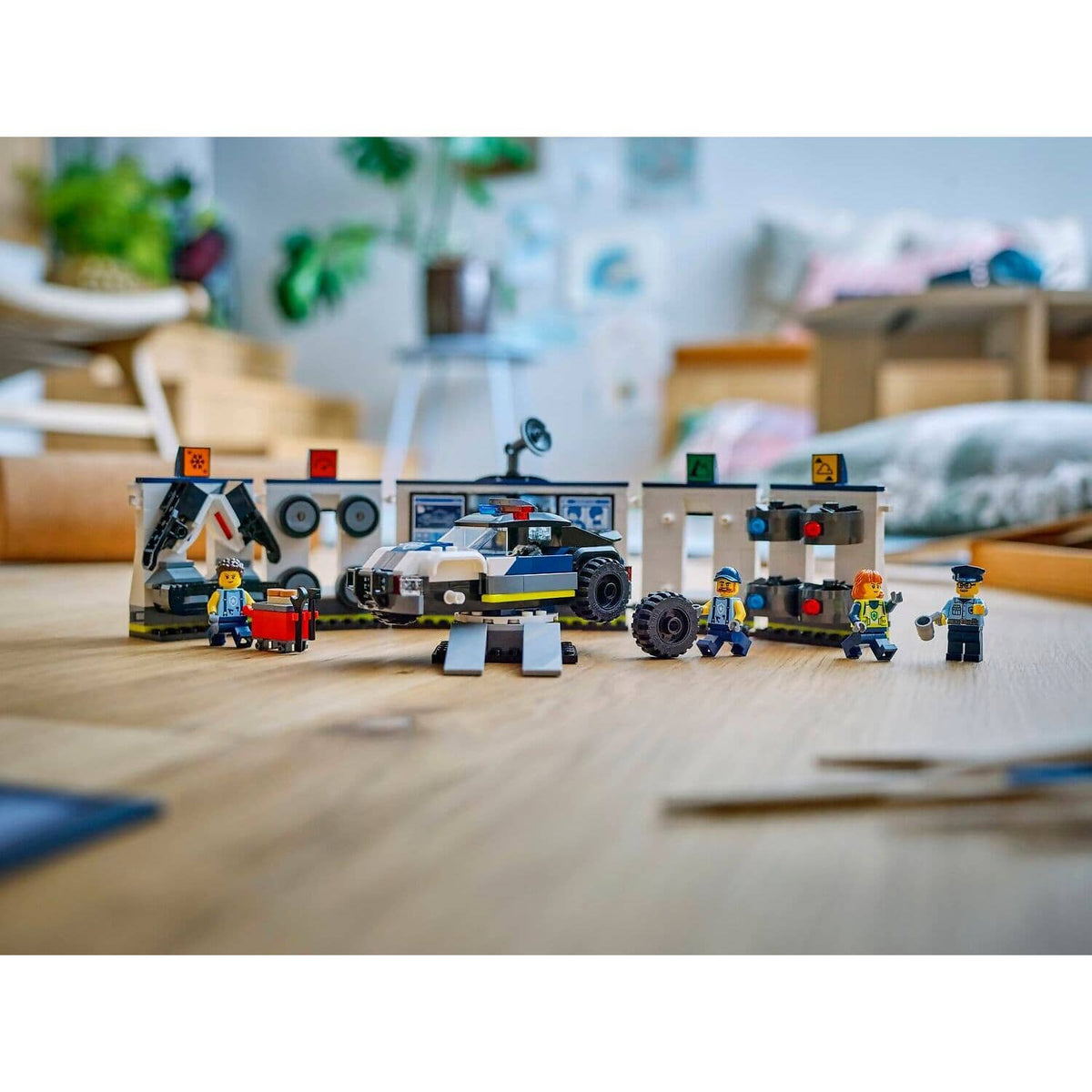 LEGO® 60457 Custom Police Car Garage - City