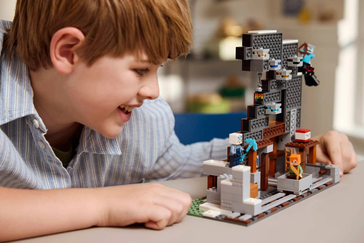 LEGO® 21277 The Pickaxe Mine - Minecraft®