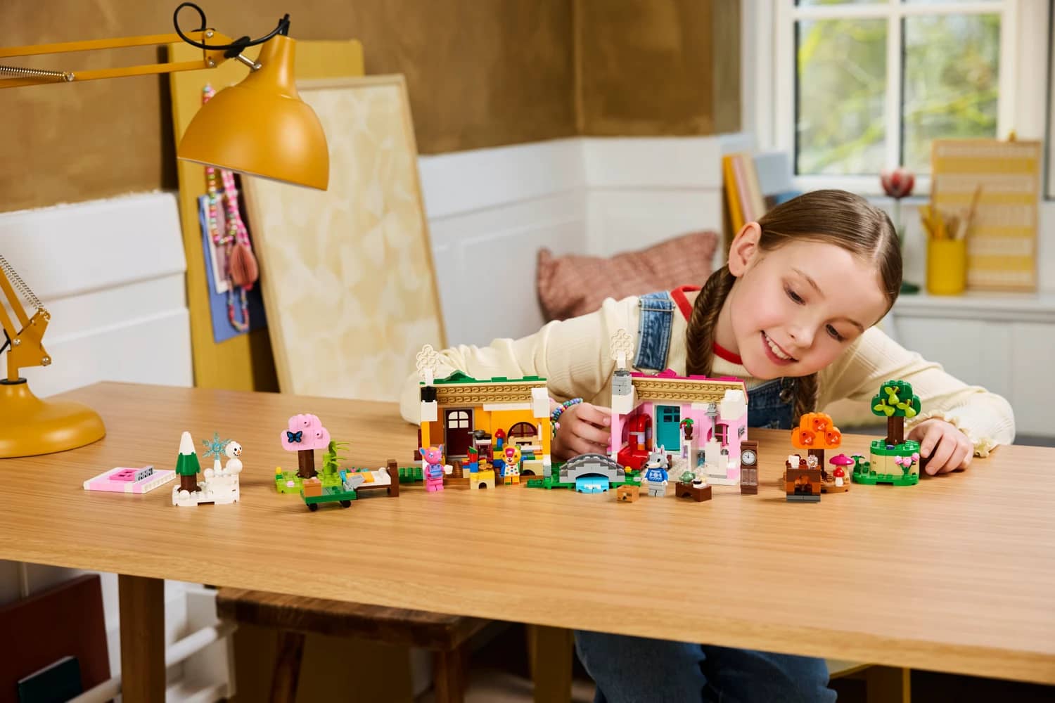 LEGO® 77057 Creative Houses: Seasons of Fun - Animal Crossing
