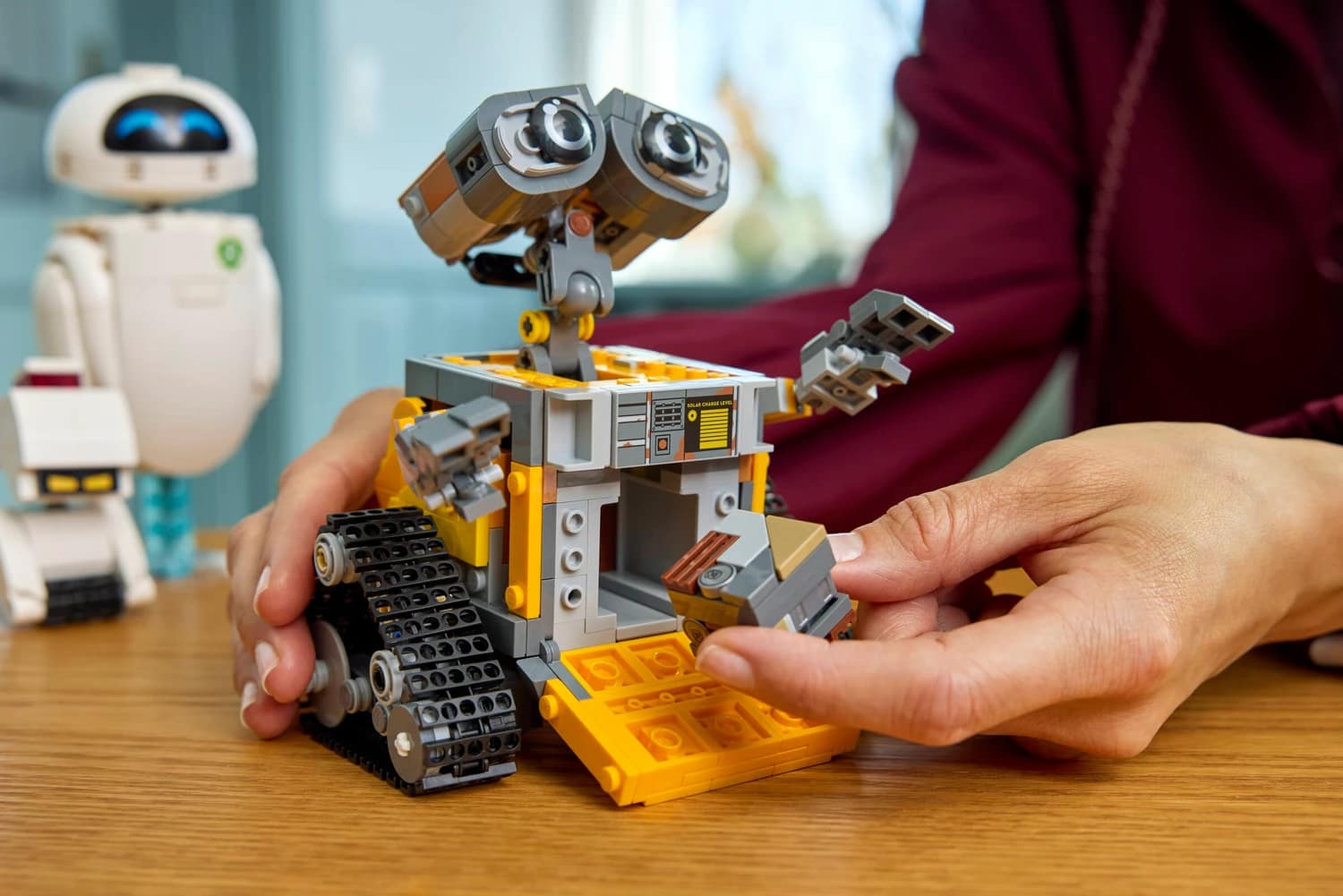 LEGO® 43279 WALL-E and EVE - Disney