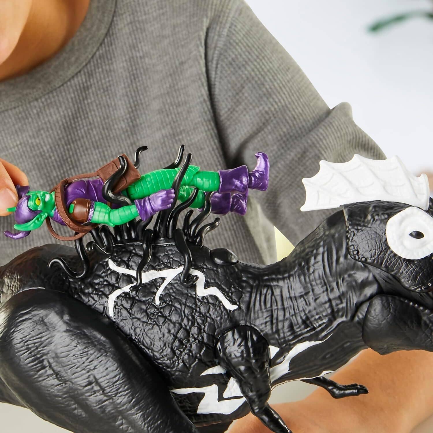 Marvel - Spiderman - VenomVersus Venomsaurus Rex - Hasbro