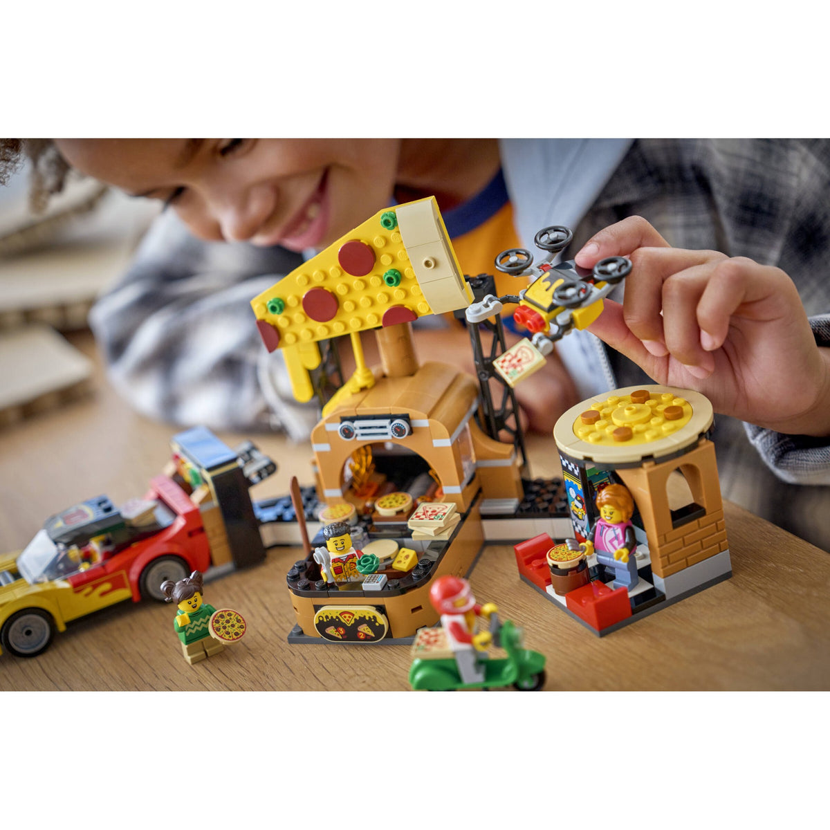 LEGO® 60496 Pizza Delivery Experience with Vehicles - City