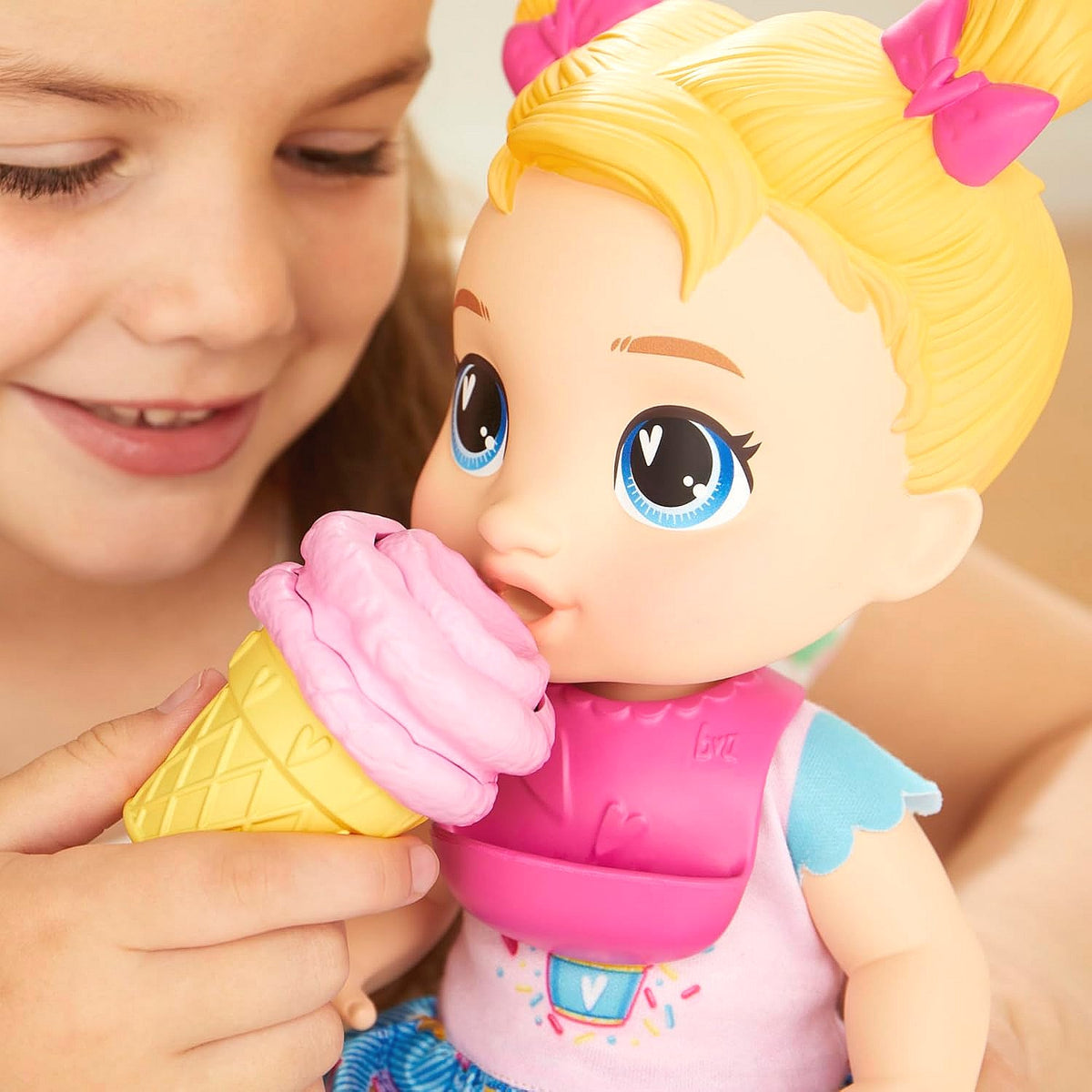 Baby Alive - Sweet Snacks Harper Hugs Doll - Hasbro