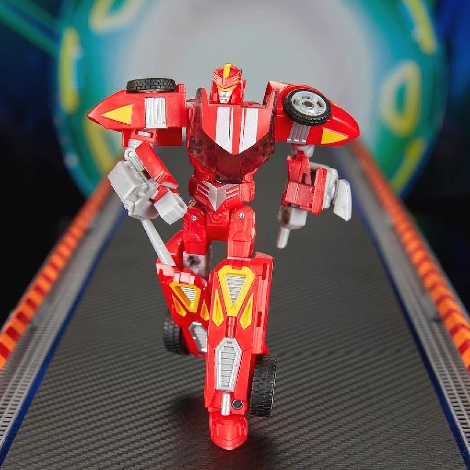 Transformers - Collaborative Hot Wheels X Transformers Twin Mill (Red) Action Figure - Hasbro