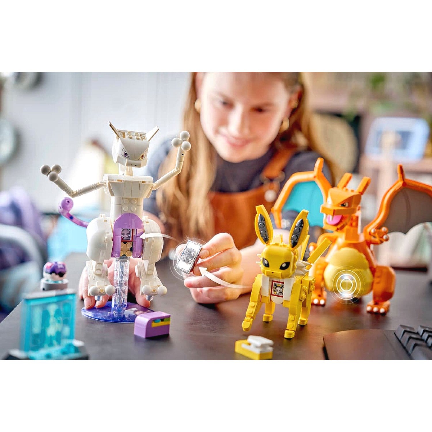 LEGO® 72163 SMART Play™ Compatible Mewtwo's Lab Break - Pokémon™