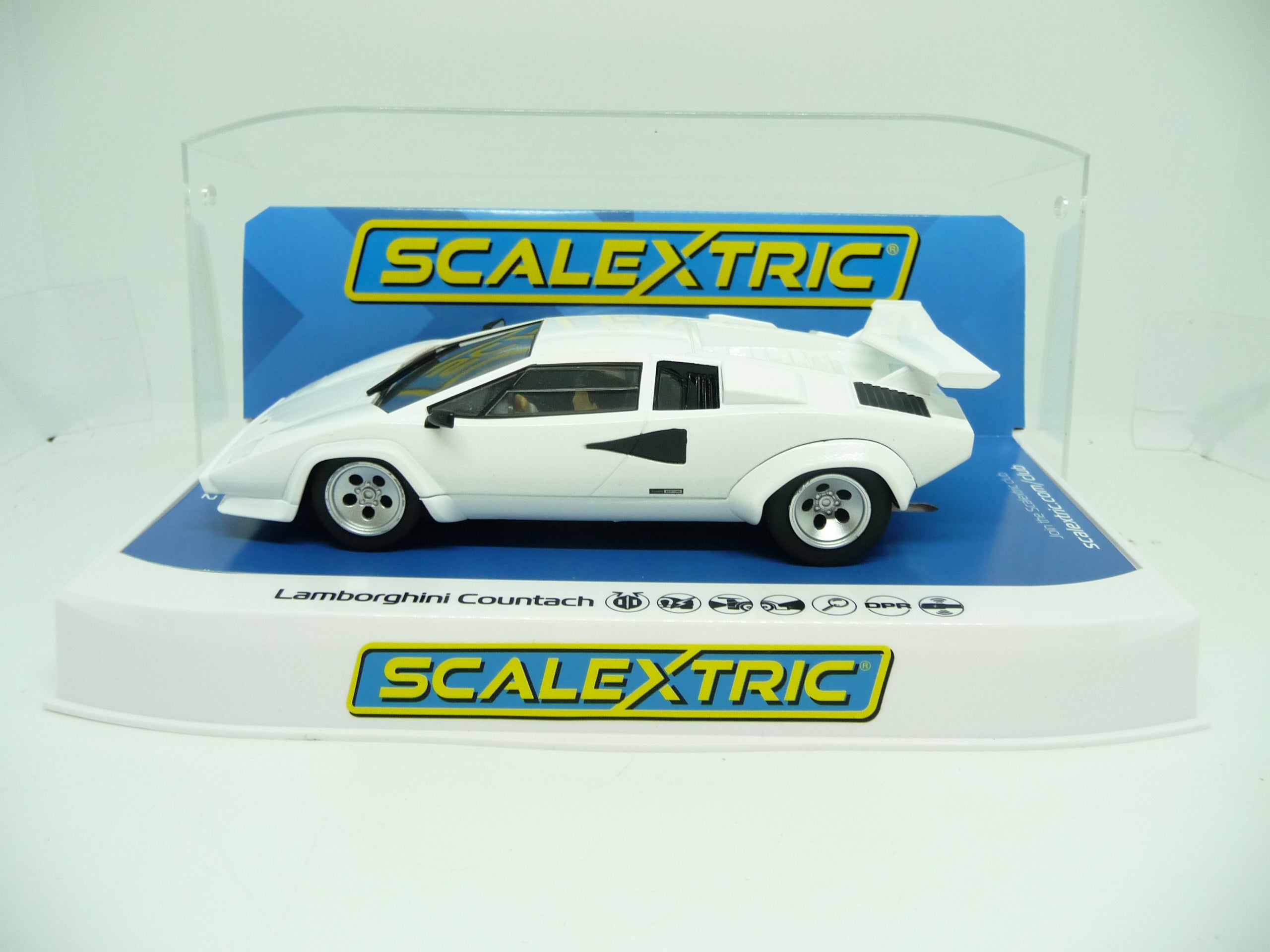 SCALEXTRIC - C4336 LAMBORGHINI COUNTACH - WHITE