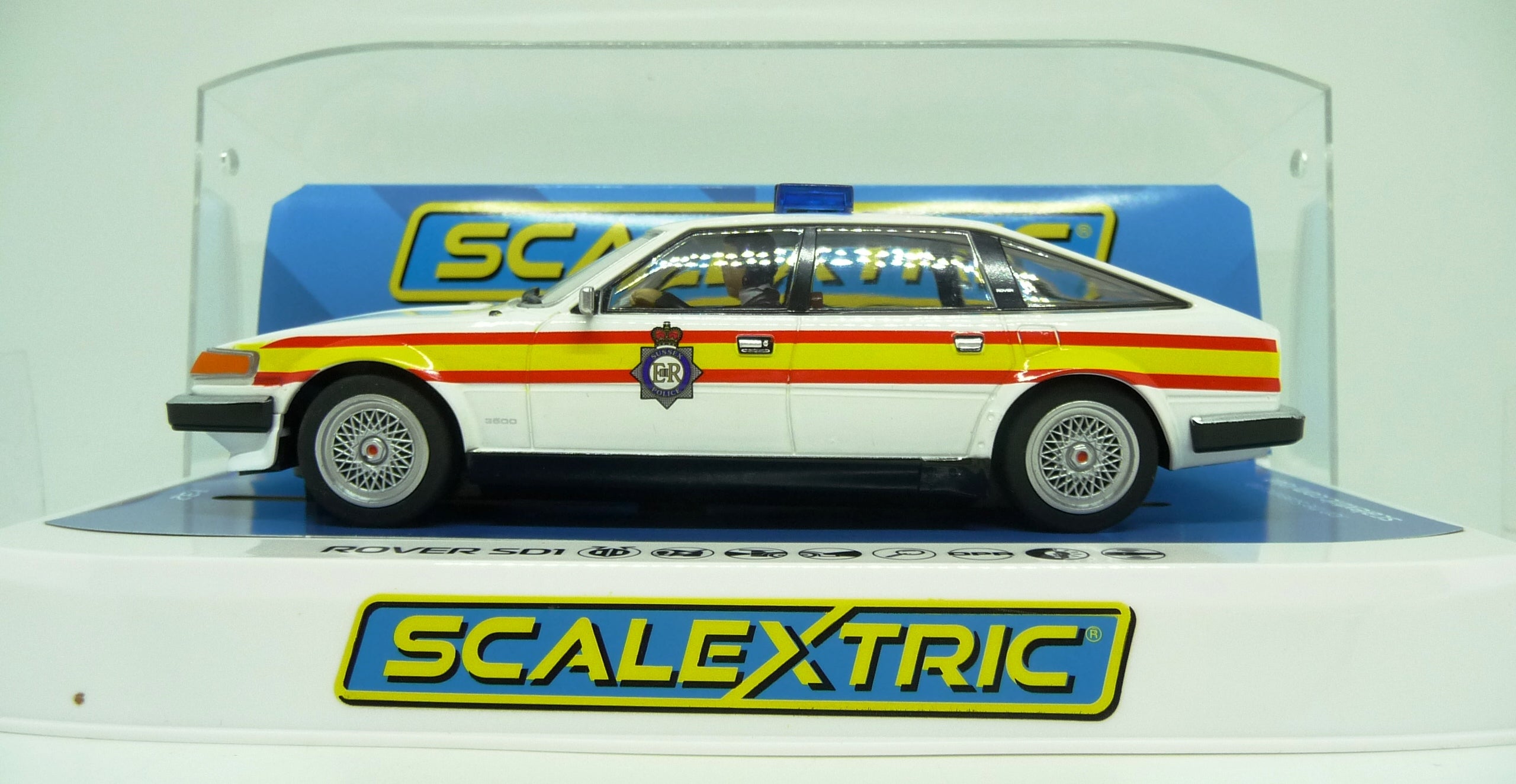 SCALEXTRIC - C4342 ROVER SD1 - POLICE EDITION