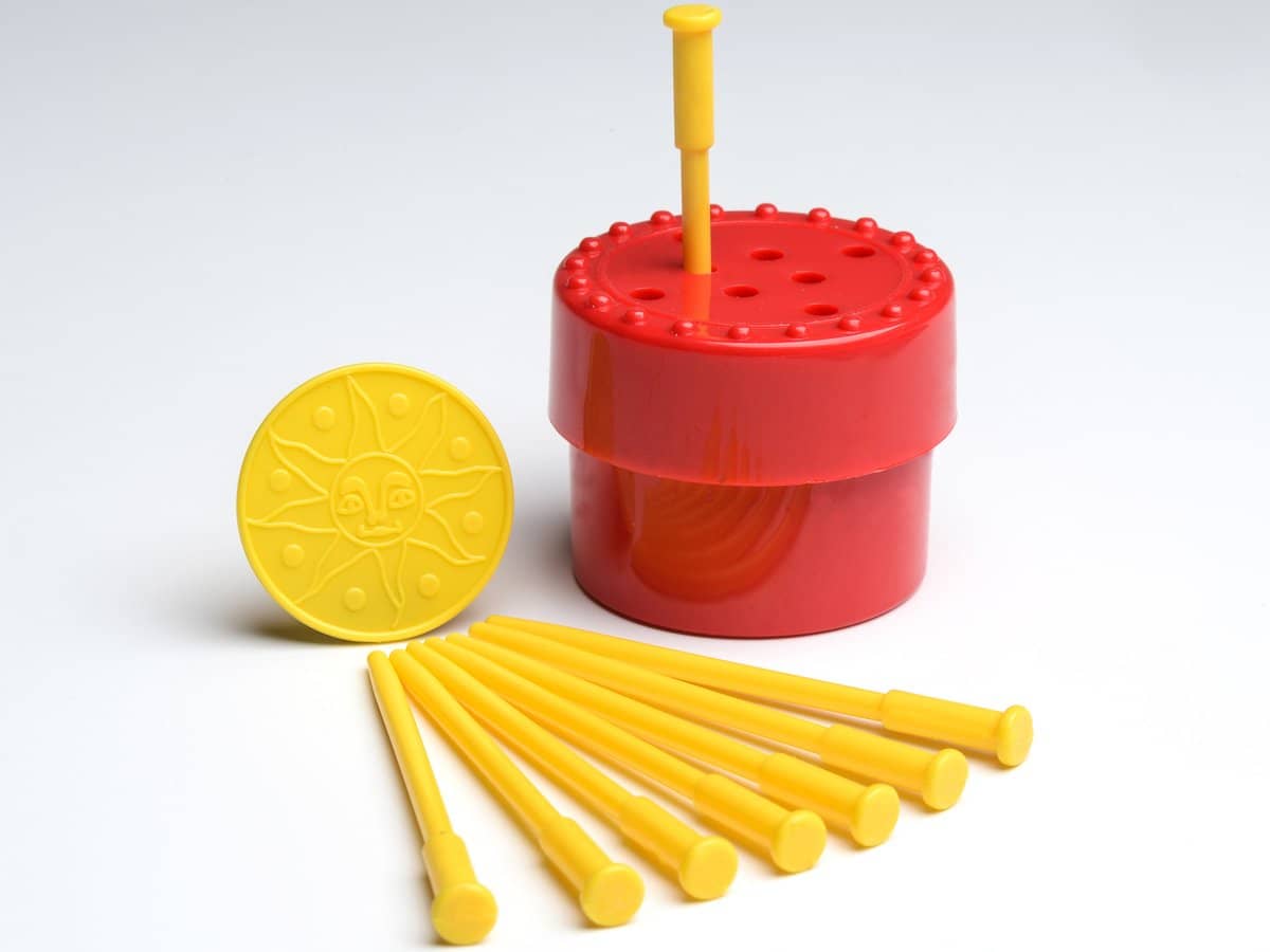 Marvins Magic - Show Case Of 150 Magic Tricks